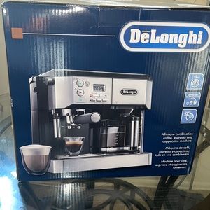 DeLonghi BC0430 All-in-one combination coffee, espresso and cappuccino machine